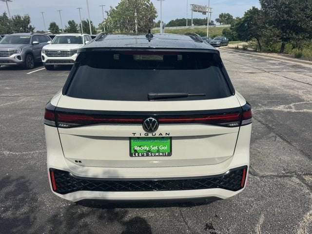 2026 Volkswagen Tiguan SE R-Line Black