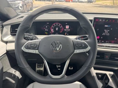 2026 Volkswagen Tiguan SE R-Line Black