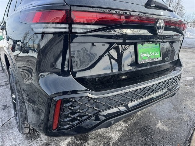 2026 Volkswagen Tiguan SE R-Line Black