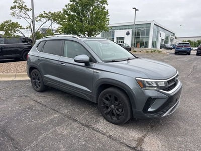 2022 Volkswagen Taos SE