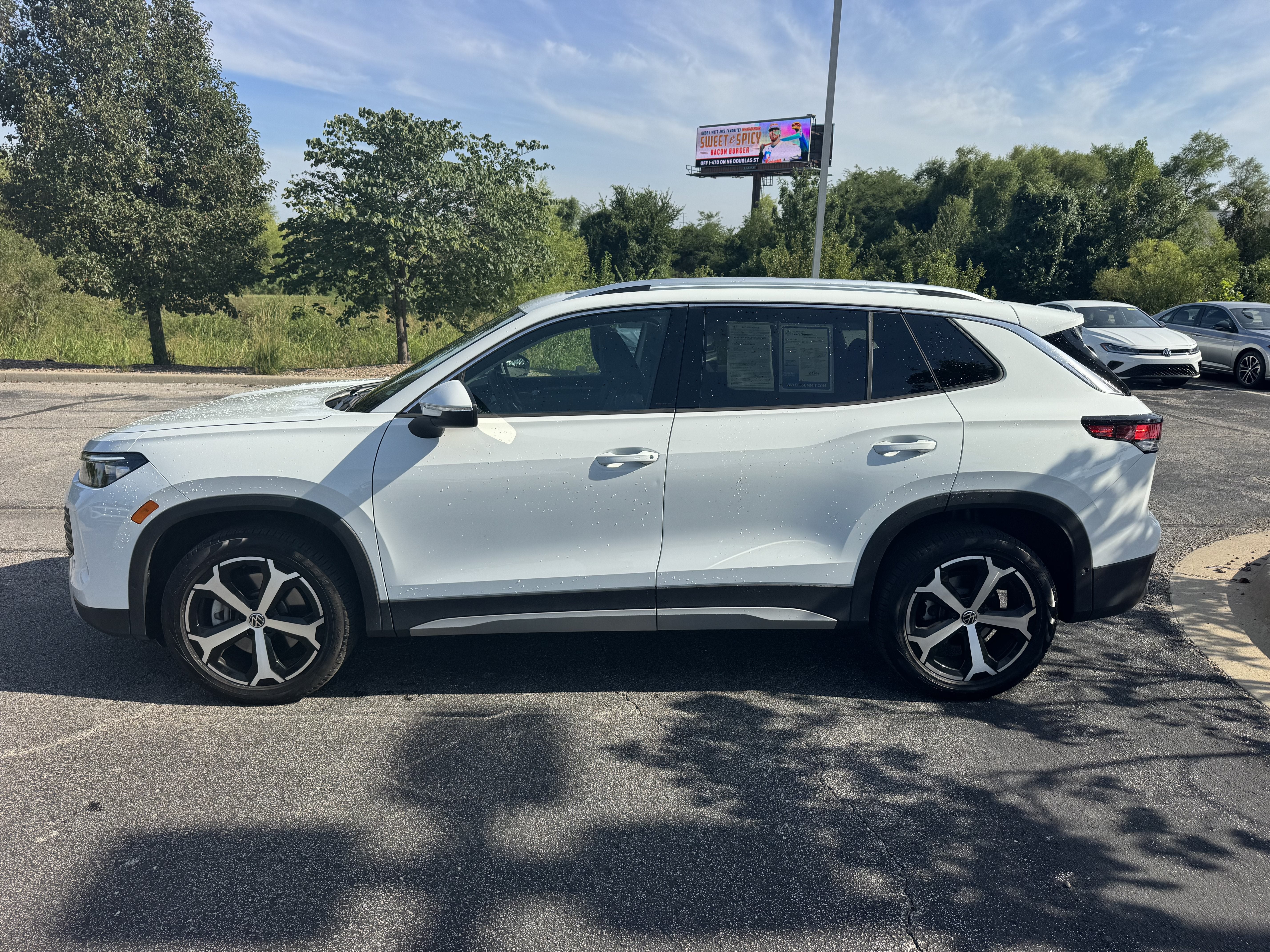 Certified 2026 Volkswagen Tiguan SE with VIN 3VVMR7RM3TM028545 for sale in Kansas City