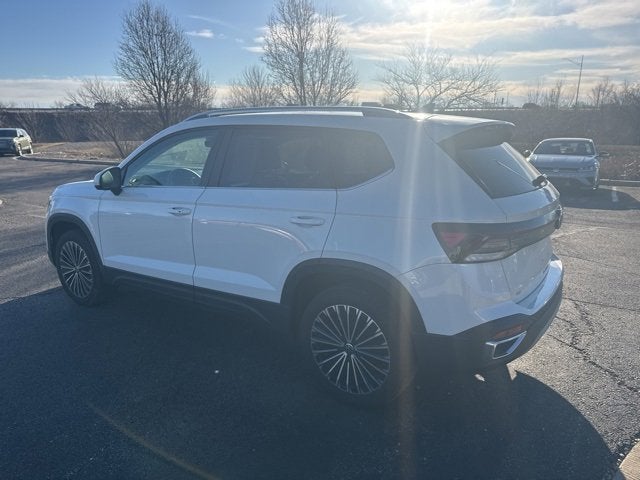 2025 Volkswagen Taos SE