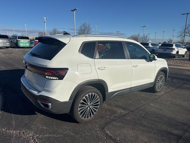 2025 Volkswagen Taos SE