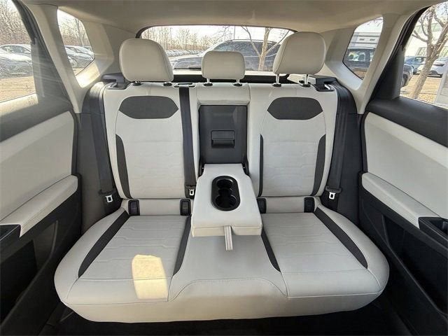 2026 Volkswagen Taos SE