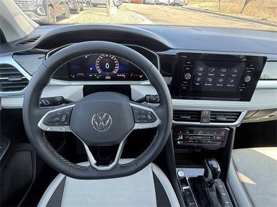 2026 Volkswagen Taos SE