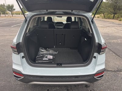 2027 Volkswagen Taos SE