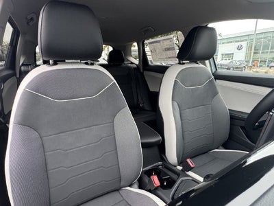 2027 Volkswagen Taos SE