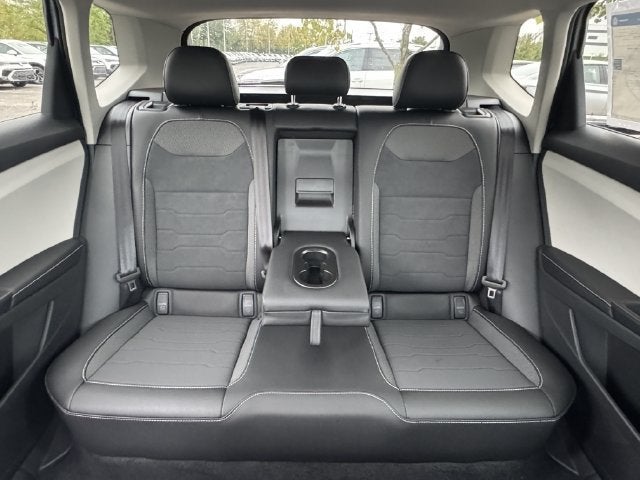 2027 Volkswagen Taos SE