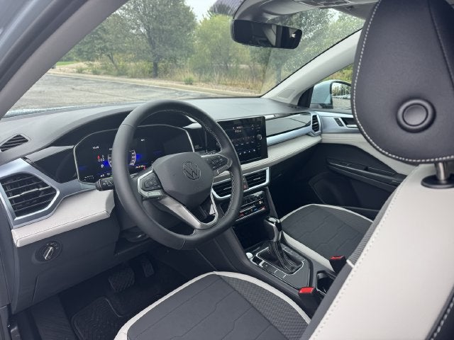 2027 Volkswagen Taos SE