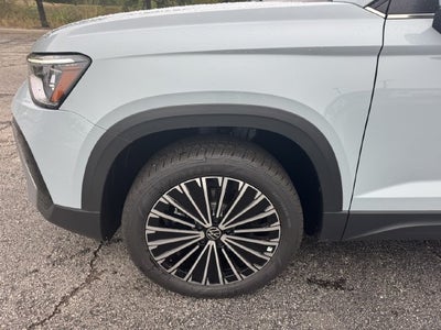2027 Volkswagen Taos SE