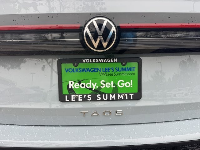 2027 Volkswagen Taos SE