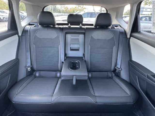 2027 Volkswagen Taos SE