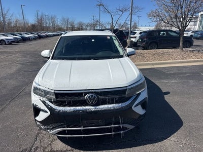 2023 Volkswagen Taos SE