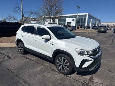 2023 Volkswagen Taos SE