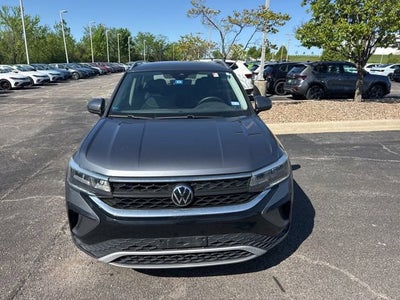 2023 Volkswagen Taos SE