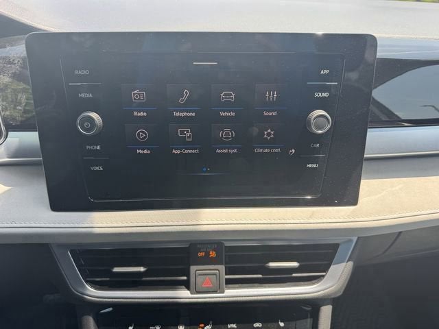 2026 Volkswagen Taos SE