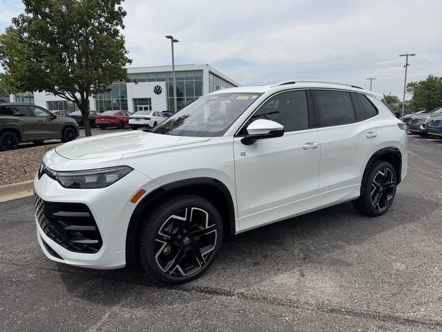 2026 Volkswagen Tiguan SEL R-Line Turbo