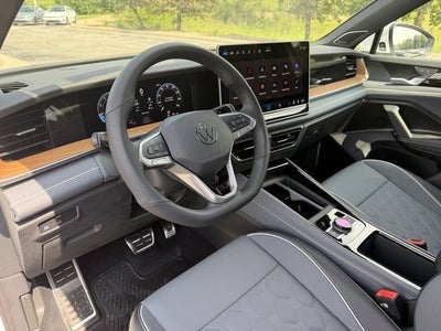 2026 Volkswagen Tiguan SEL R-Line Turbo