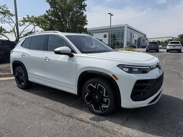 2026 Volkswagen Tiguan SEL R-Line Turbo