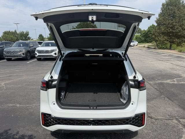 2026 Volkswagen Tiguan SEL R-Line Turbo