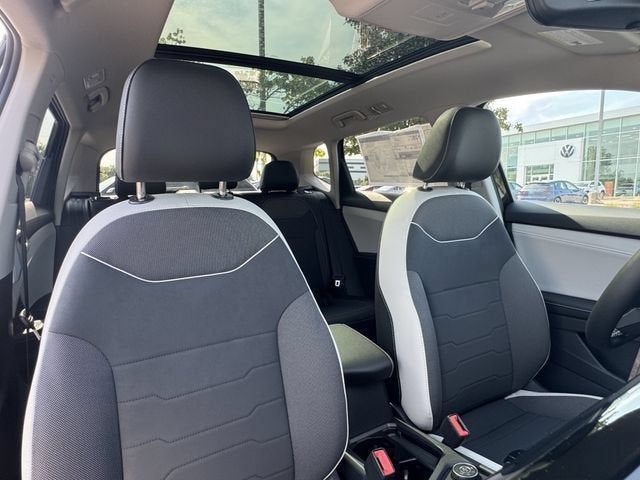 2026 Volkswagen Taos SE