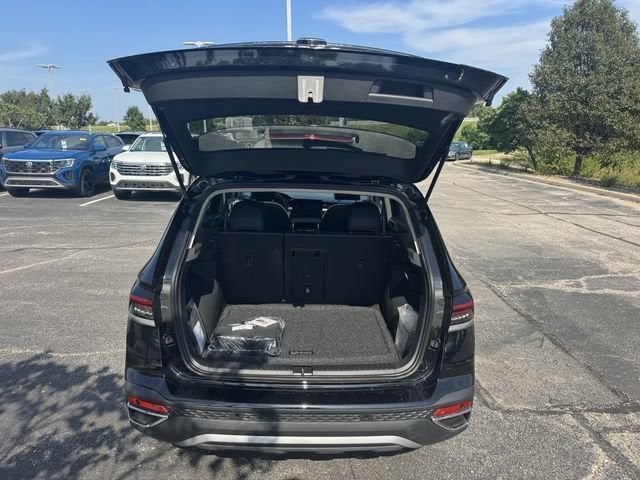 2026 Volkswagen Taos SE