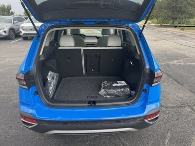 2026 Volkswagen Taos SE