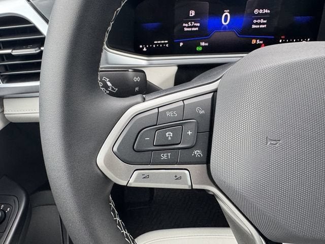 2026 Volkswagen Taos SE