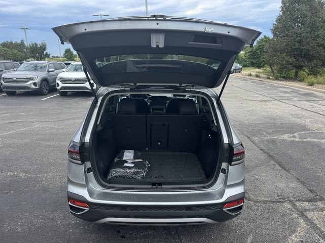 2026 Volkswagen Taos SE