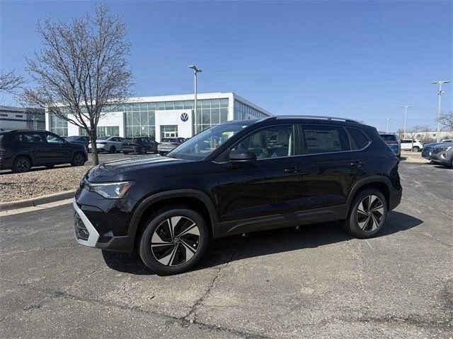 2026 Volkswagen Taos SE