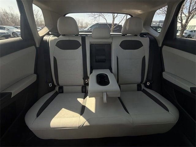 2026 Volkswagen Taos SE