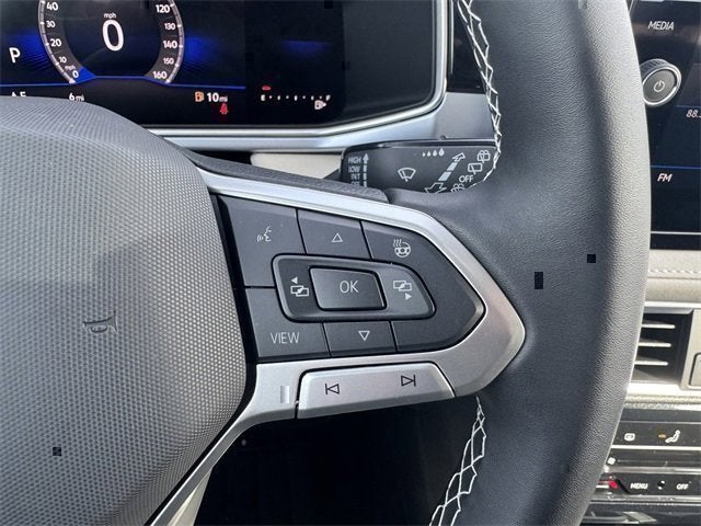 2026 Volkswagen Taos SE