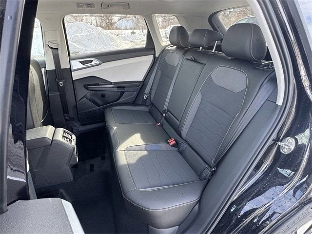 2026 Volkswagen Taos SE