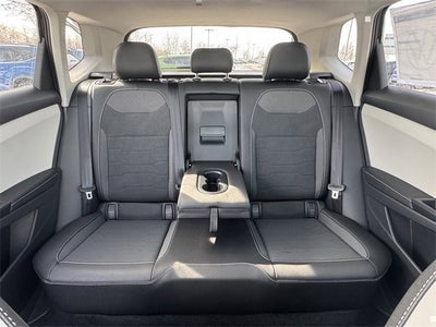 2026 Volkswagen Taos SE