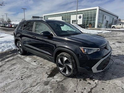 2026 Volkswagen Taos SE