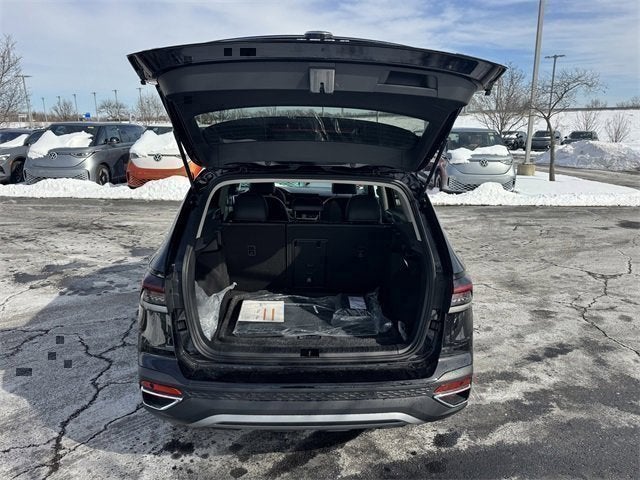 2026 Volkswagen Taos SE