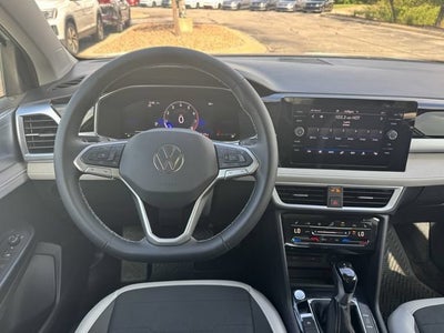 2026 Volkswagen Taos SE