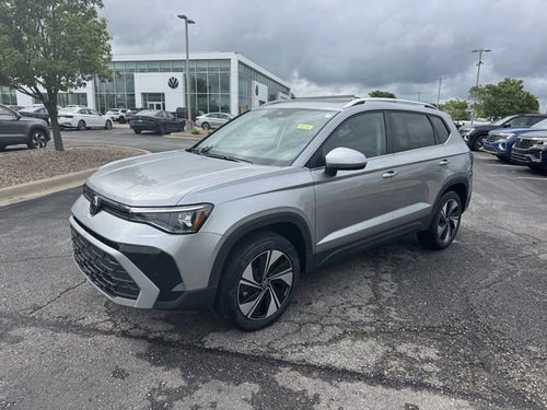 2026 Volkswagen Taos SE