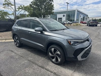 2026 Volkswagen Taos SE