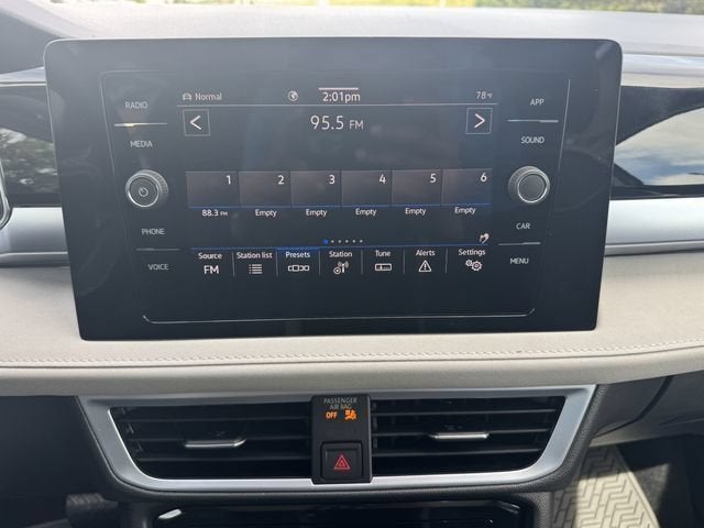 2026 Volkswagen Taos SE