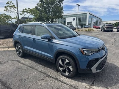 2026 Volkswagen Taos SE