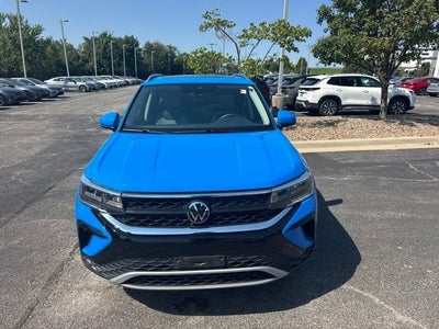 2024 Volkswagen Taos SE