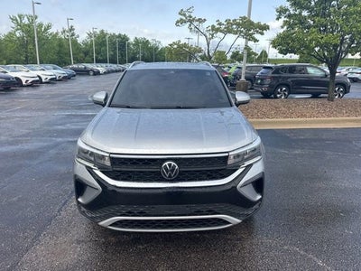 2024 Volkswagen Taos SE