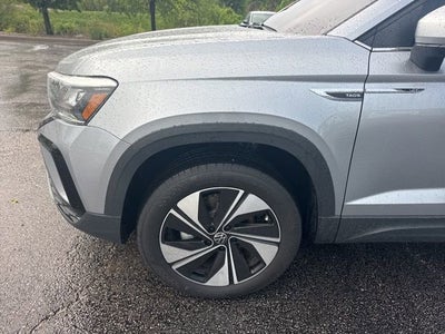 2024 Volkswagen Taos SE