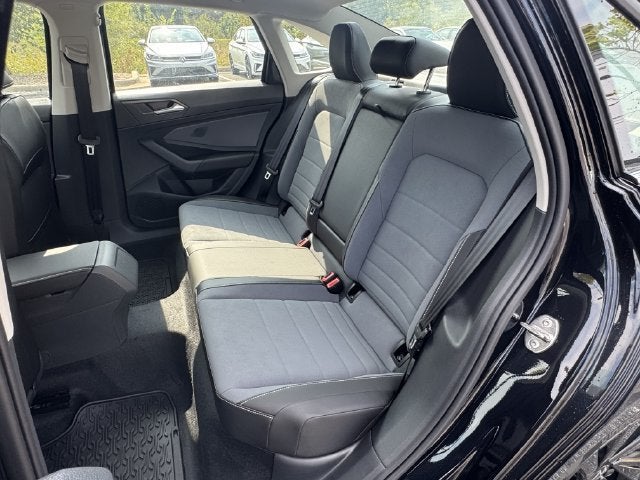 2027 Volkswagen Jetta SE