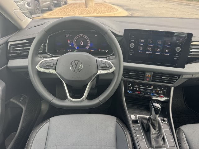 2027 Volkswagen Jetta SE