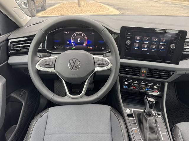 2026 Volkswagen Jetta SE