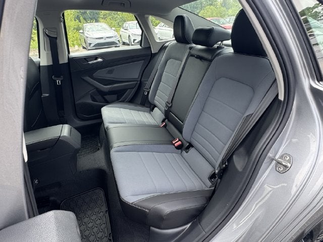 2027 Volkswagen Jetta SE