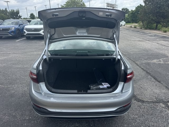 2027 Volkswagen Jetta SE