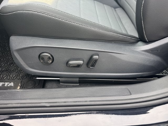 2027 Volkswagen Jetta SE